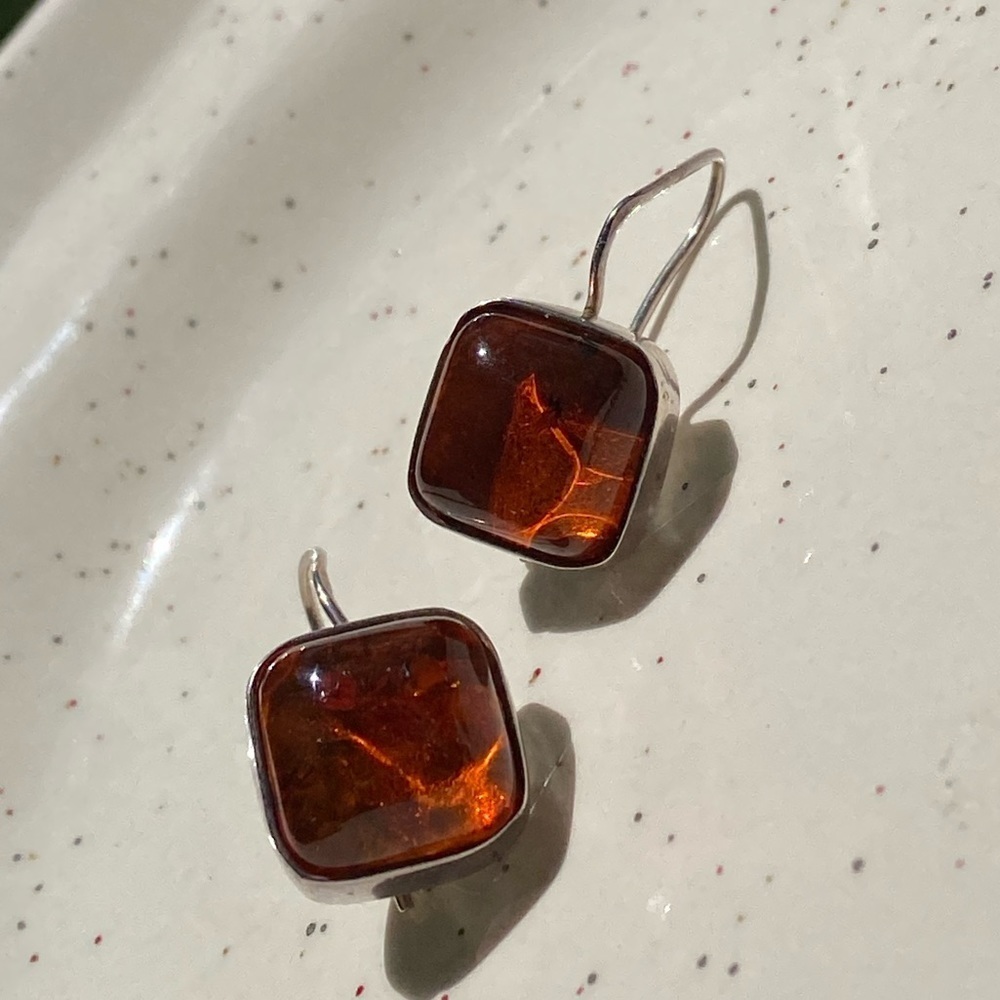 Authentic Signed Lori Bonn Sterling Silver Genuine Amber Earrings 125$